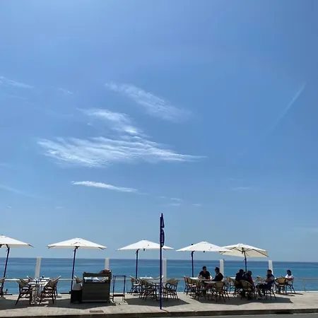 Beau En Plein Centre De Διαμέρισμα Μεντόν