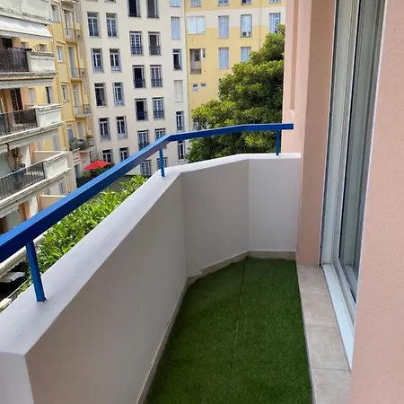 Beau En Plein Centre De * Menton